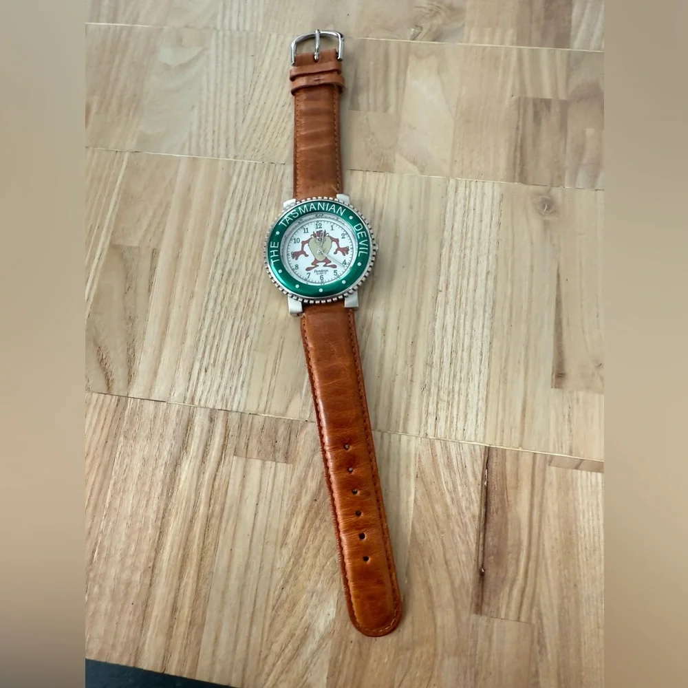 Vintage Armitron Warner bros looney tunes Taz Tasmanian devil watch NEW BATTERY